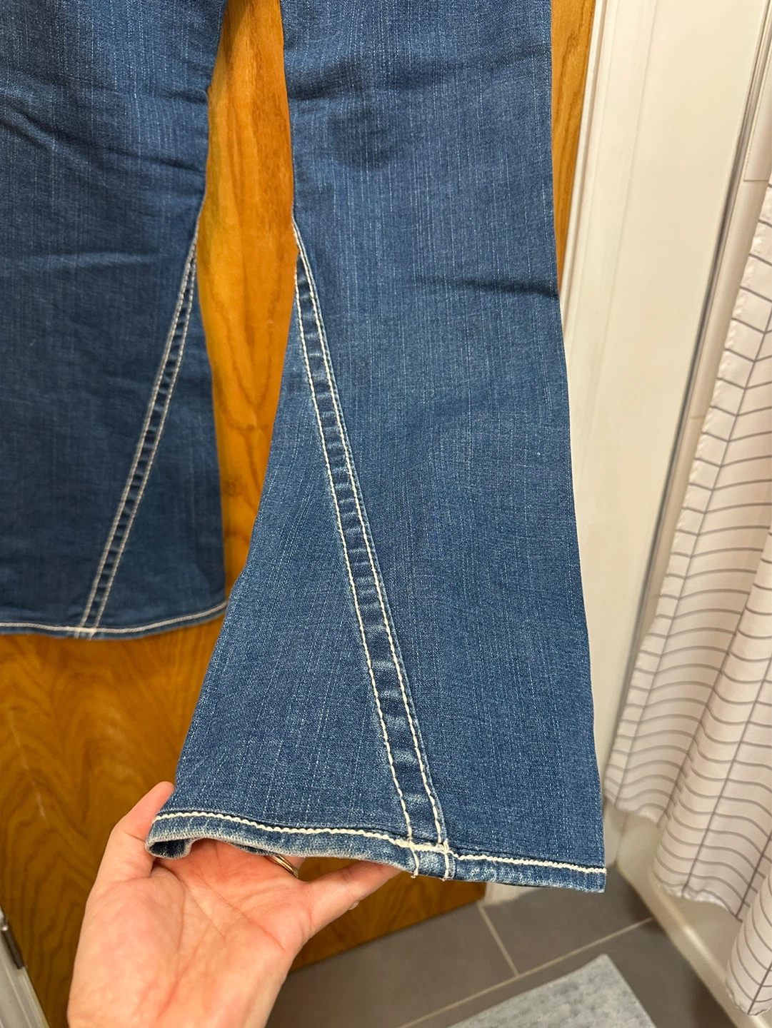 True Religion Bootcut Jeans Size 25 - photo 4