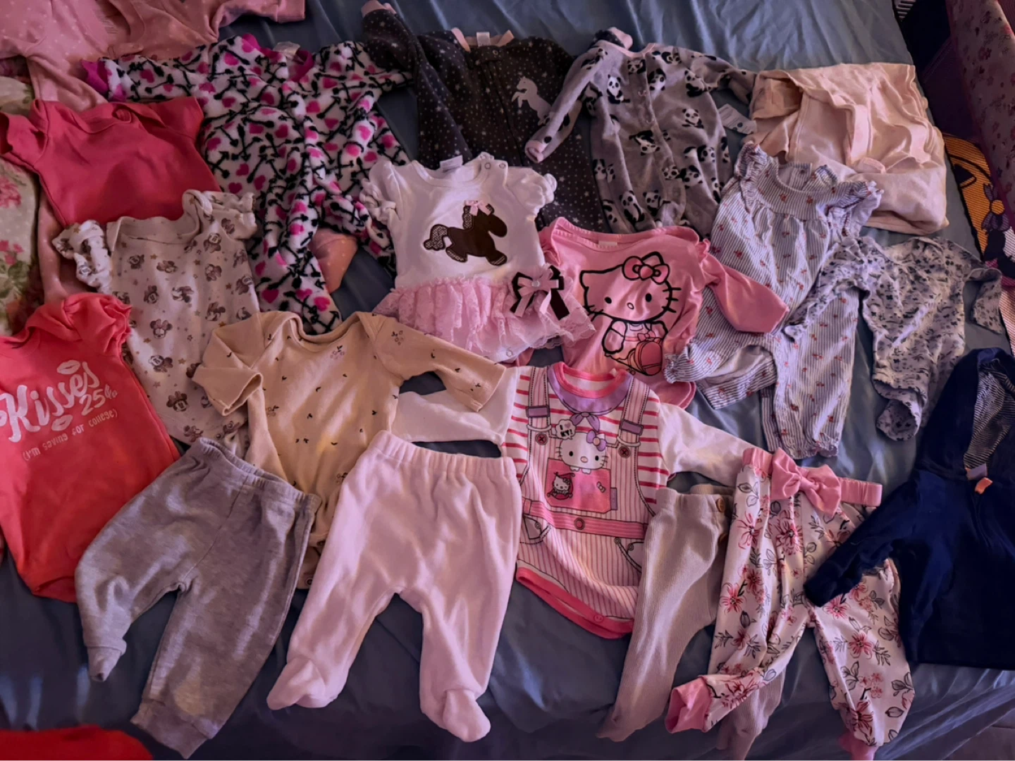 Baby Clothes Bundle - Bodysuits and Pants 0-3