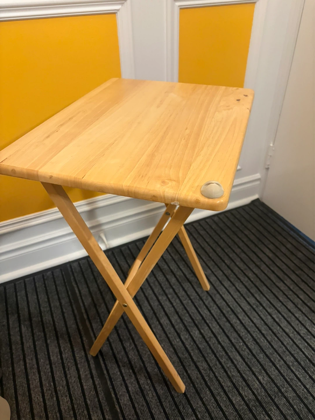 Wooden Folding Tray Table