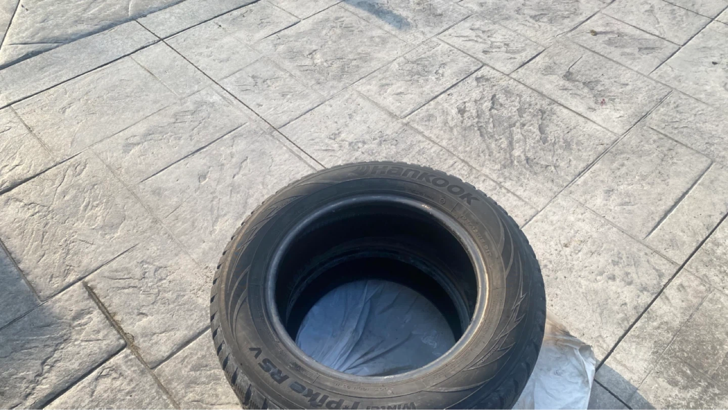 Hankook Winter i*Pike RS2 Tires - Set of 2 - photo 3
