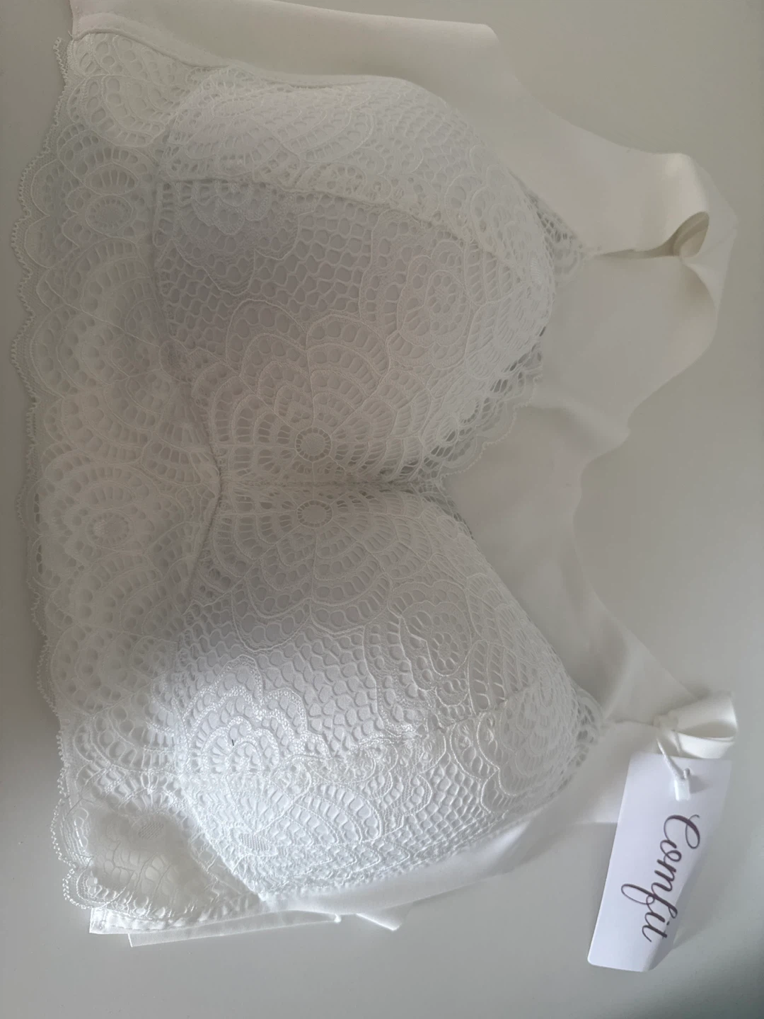 Comfit Lace Bralette - White