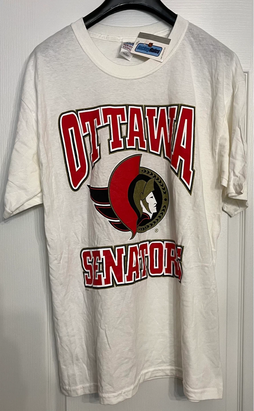 Ottawa Senators T-Shirt • Brand New with Tags • Men’s Large