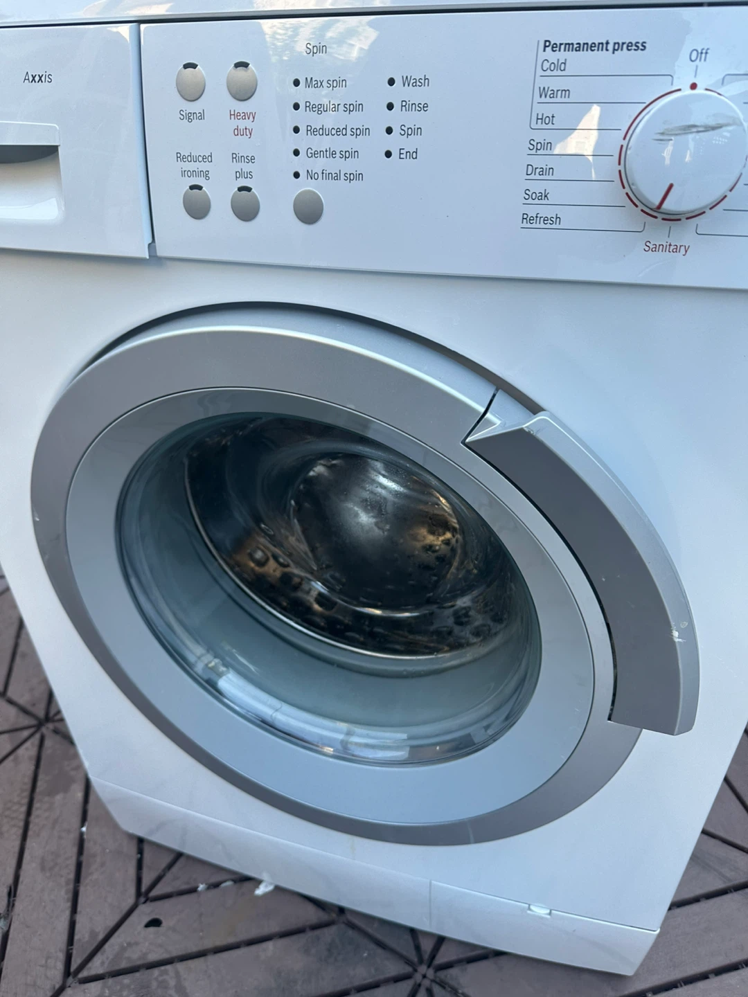Bosh Axxis Washing and dryer electric 220 volt