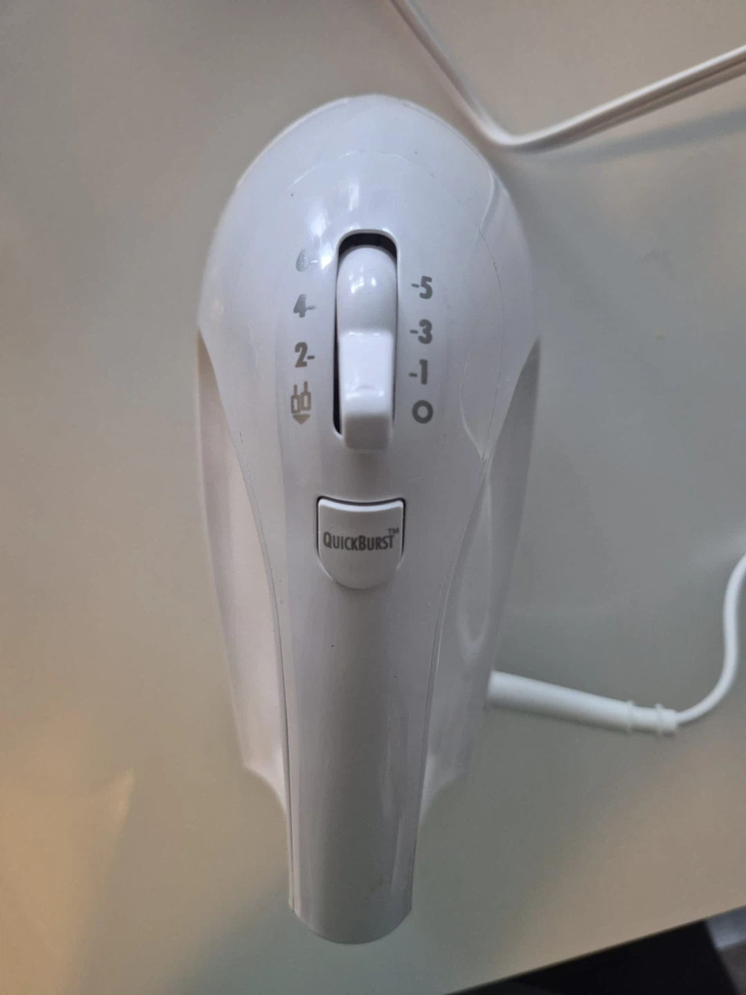 Hamilton Beach Hand Mixer with Storage Case - photo 3