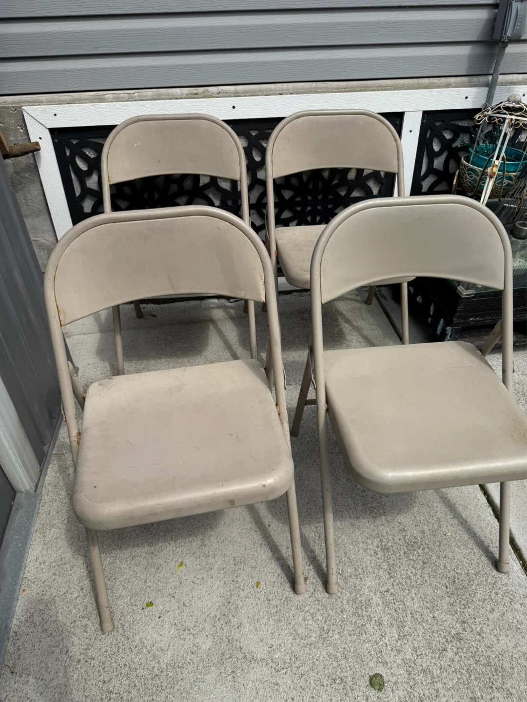 Set of 4 Folding Chairs