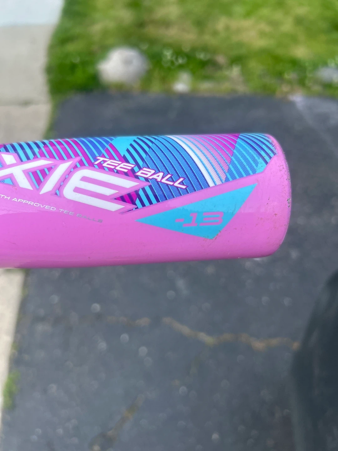 Easton MOXE Tee Ball Bat - Pink - 24"