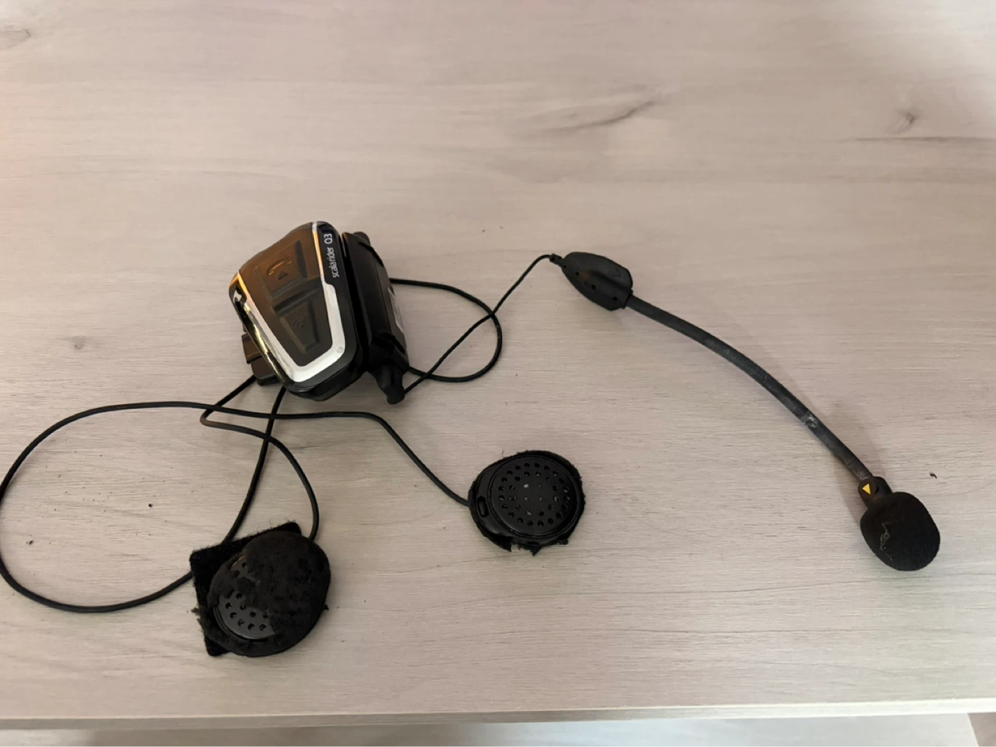 Cardo Scala Rider Q3 Motorcycle Bluetooth Headset - photo 2