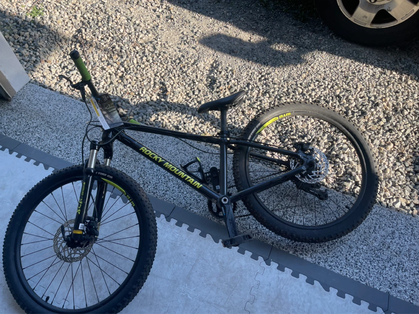 Rocky Mountain Mountain Bike - photo 4