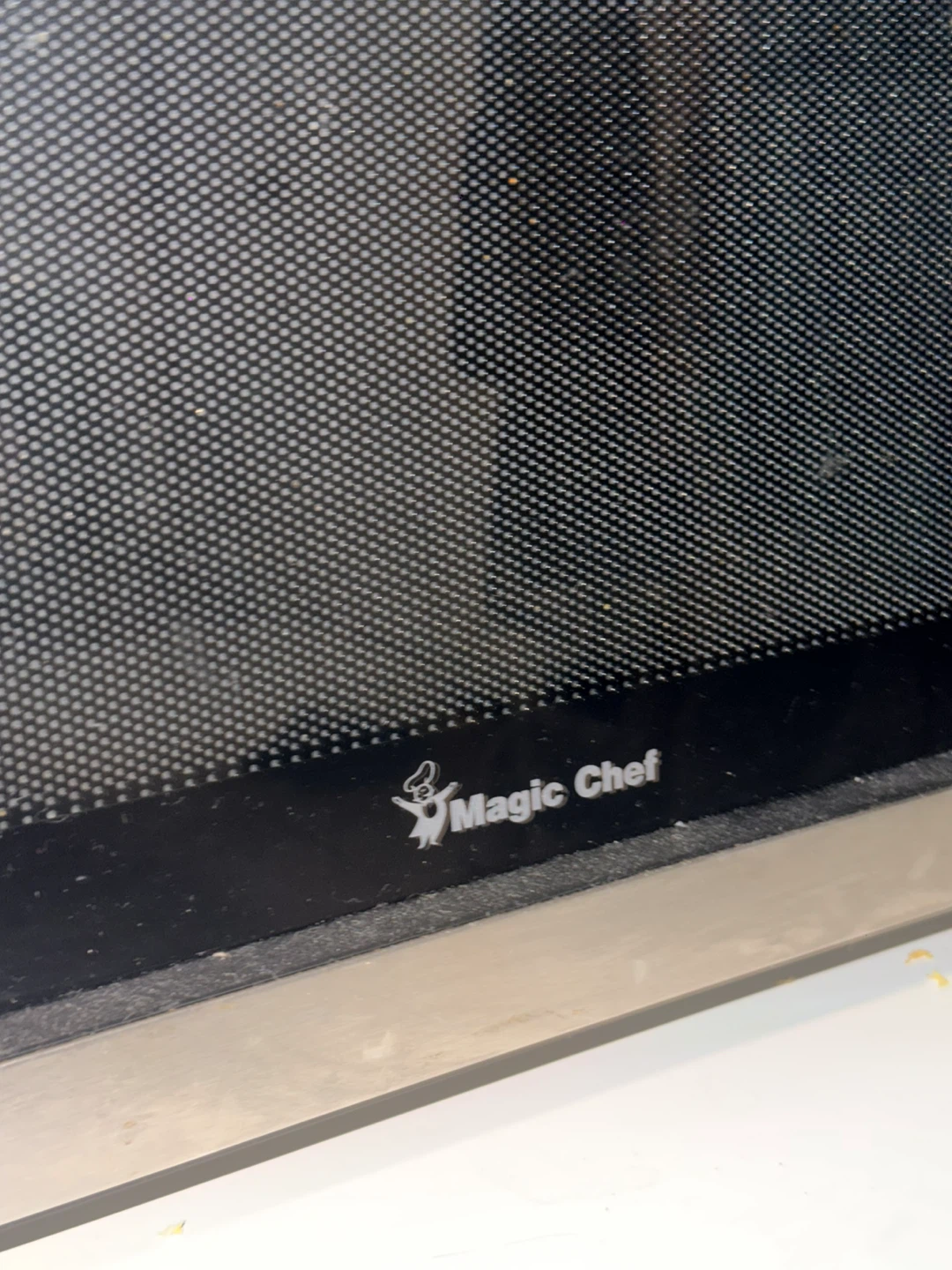 Magic Chef Microwave - photo 2