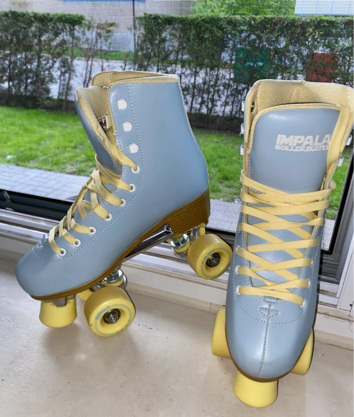 Impala Roller Skates - Women's Size 8 (Blue)
