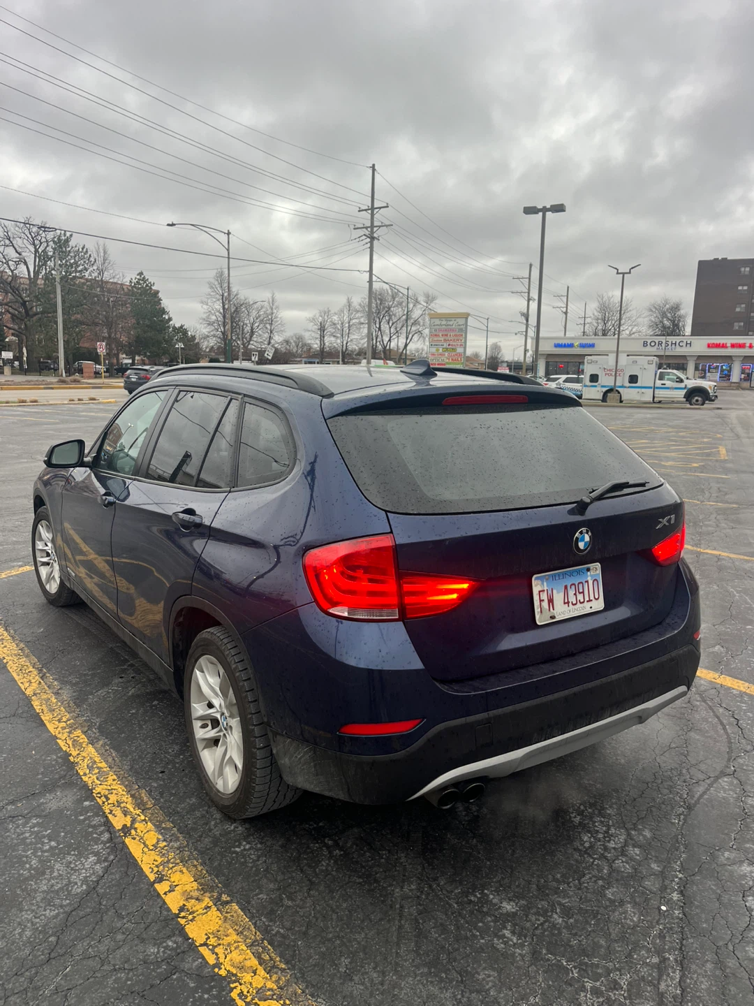 BMW X1 SUV - photo 4