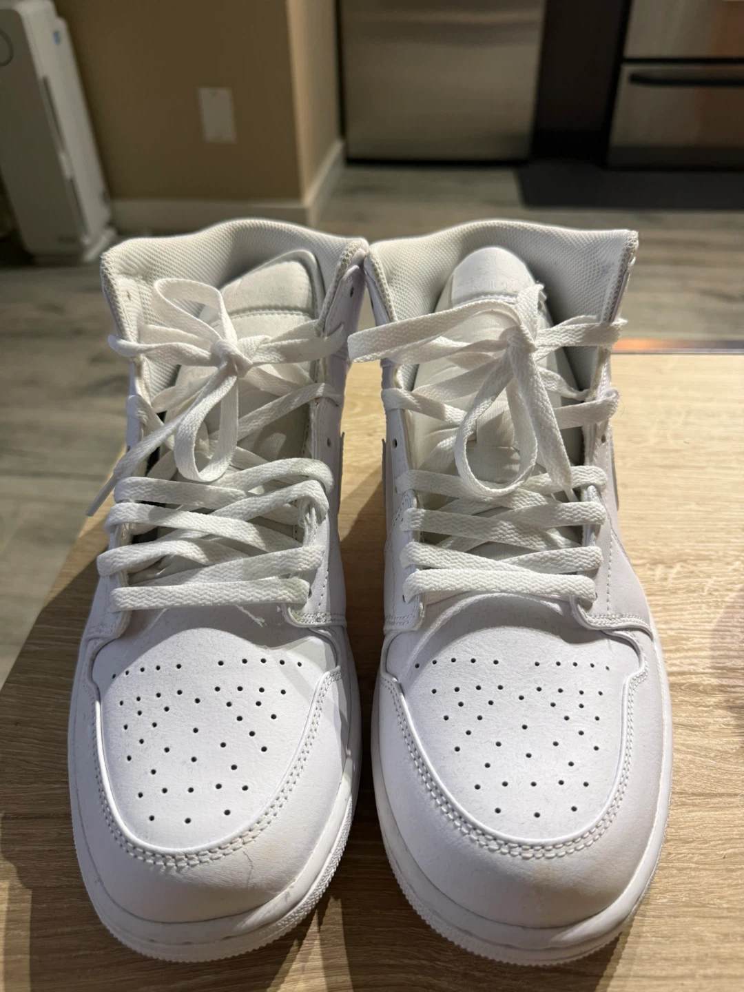 White Air Jordan 1 Mid Sneakers - photo 2