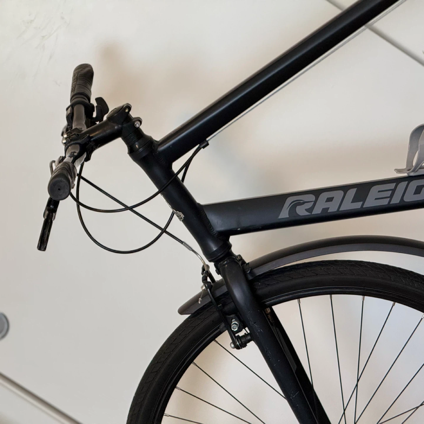 Raleigh Hybrid carbon fiber Bike - photo 3