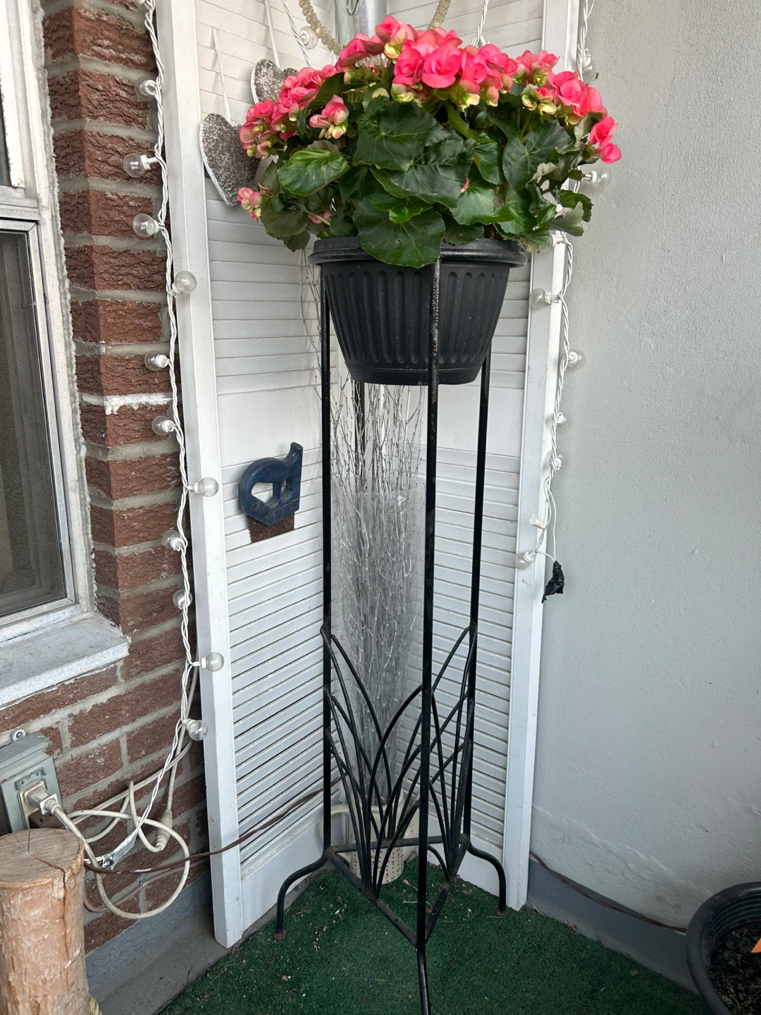 Black Metal Plant Stand with Decorative Base - photo 2
