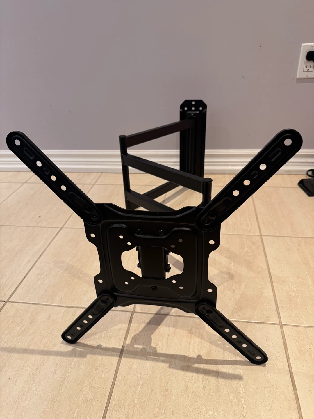 MONTEK TV Wall Mount