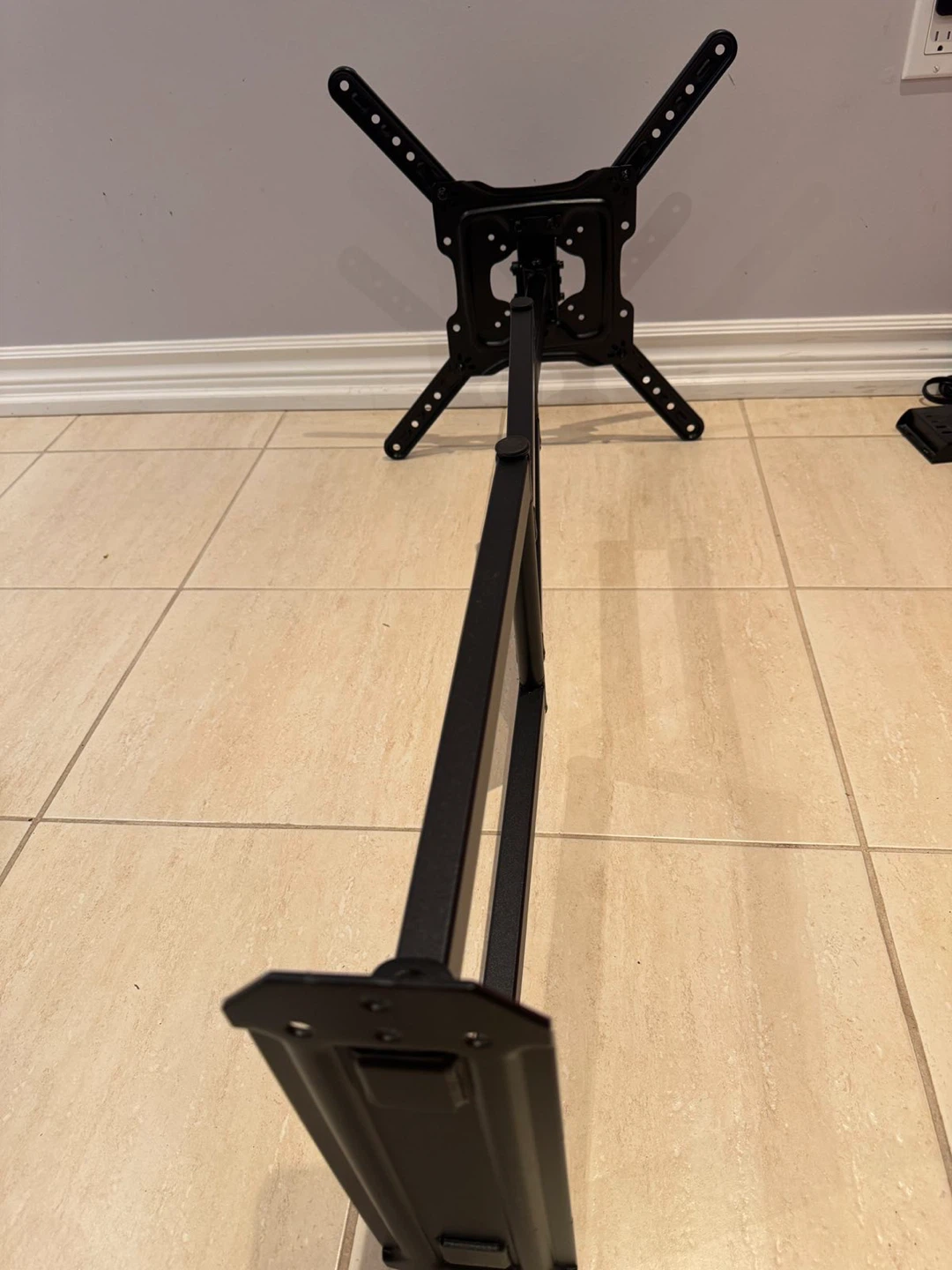 MONTEK TV Wall Mount - photo 4