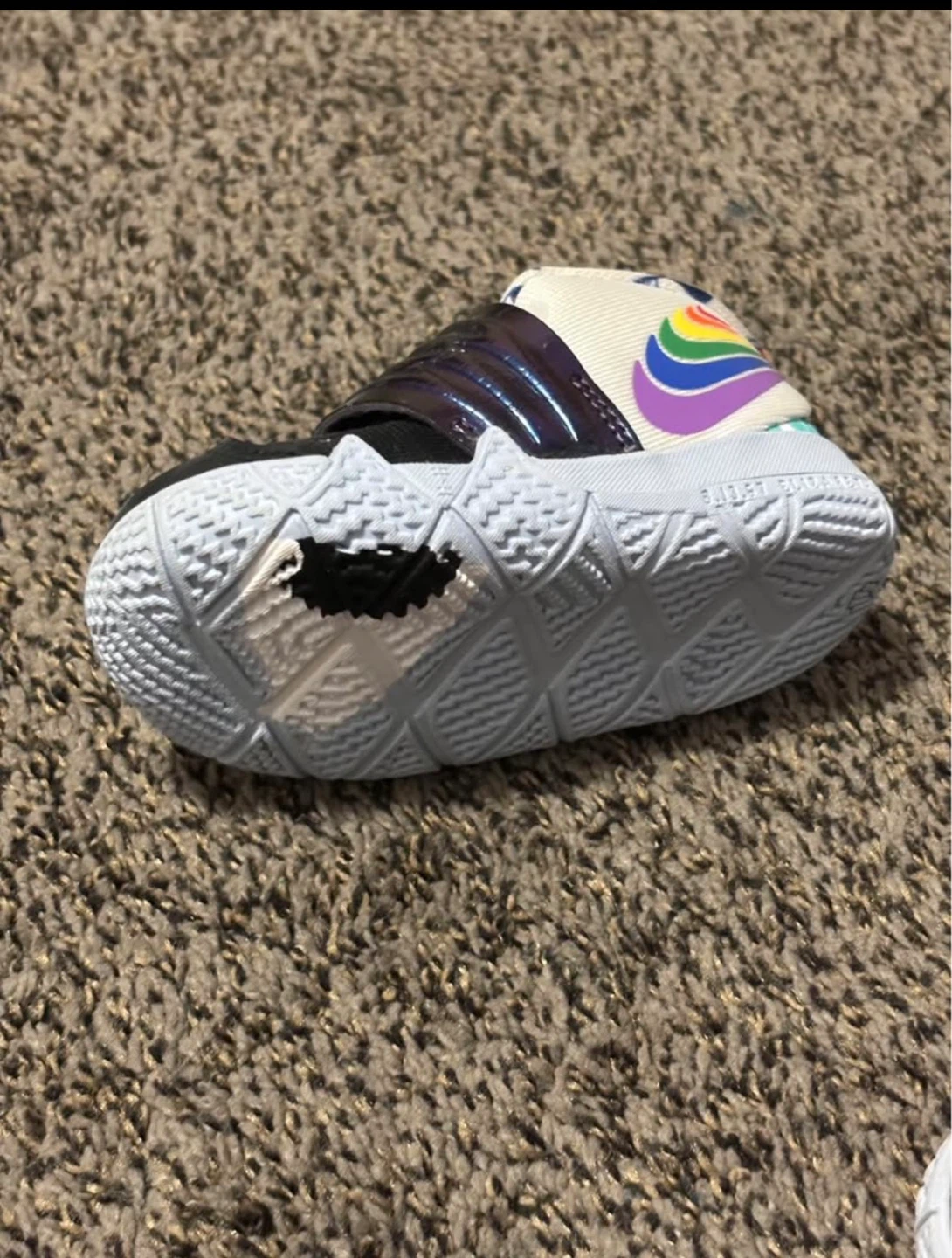 Nike Kyrie Toddler Shoes - photo 2
