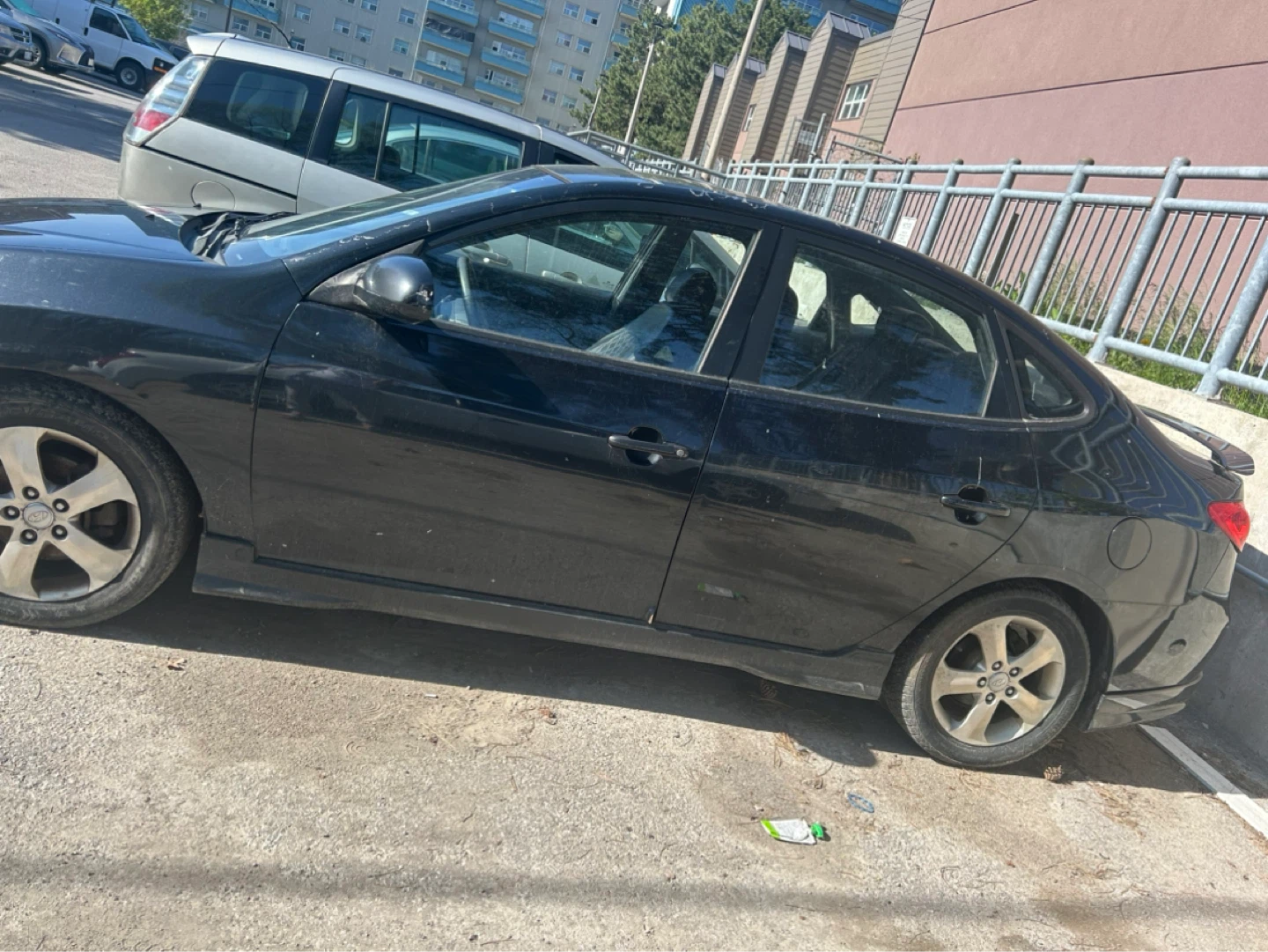 Hyundai Elantra Black - photo 2