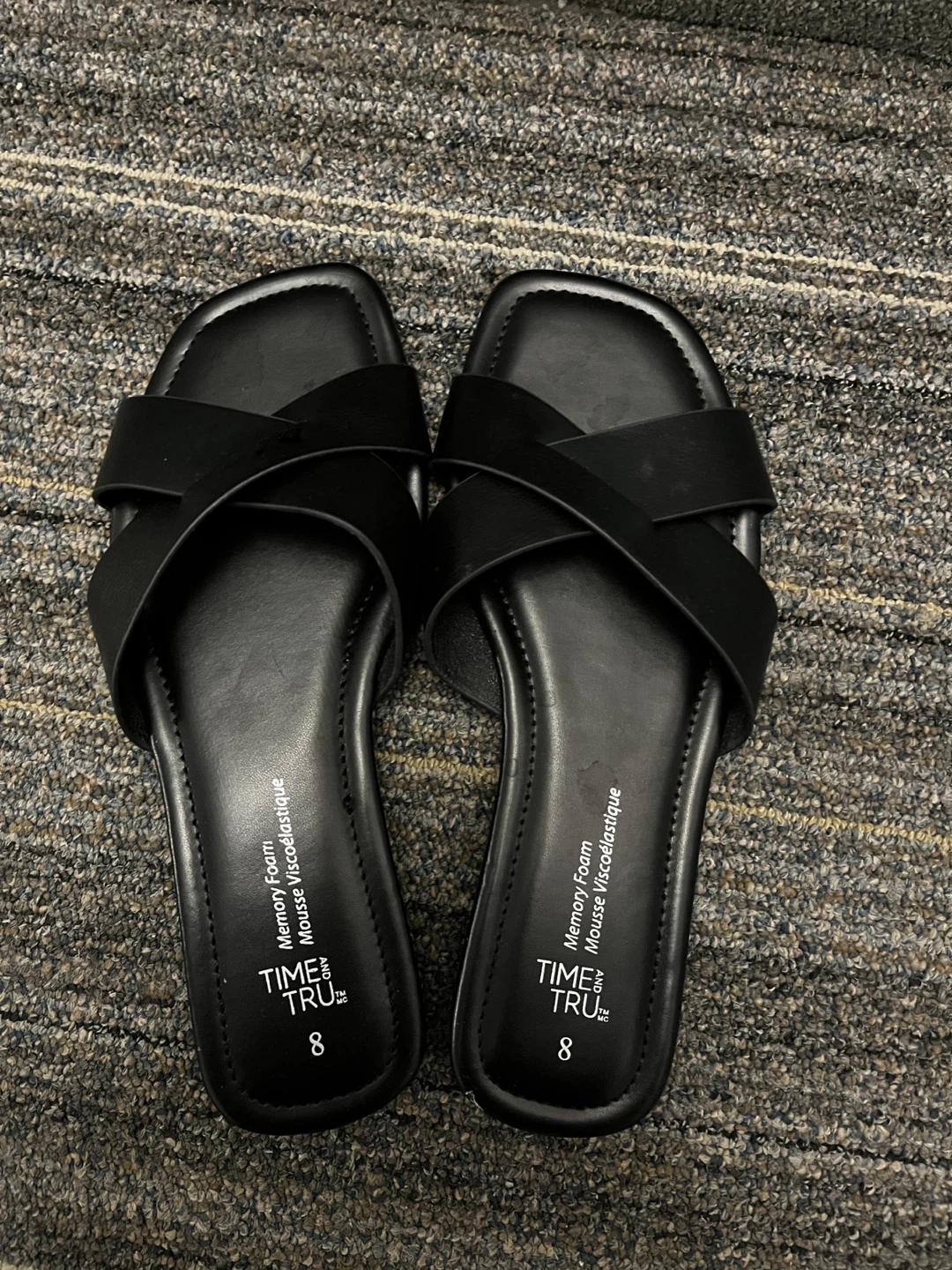 Time and Tru Black Memory Foam Slide Sandals Size 8