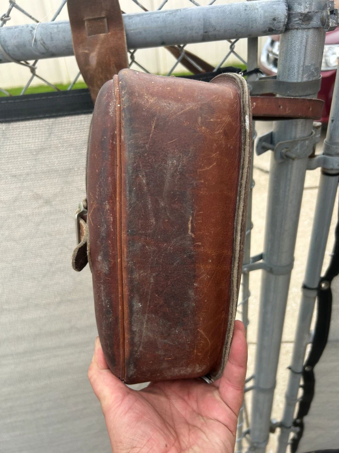 Vintage Brown Leather Fly Fishing Satchel - photo 3