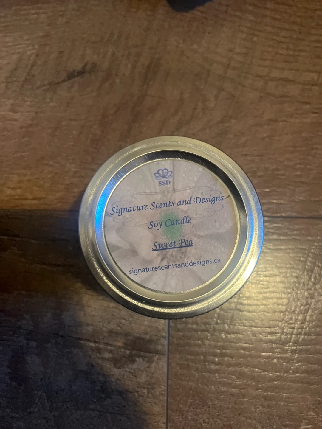 Signature Scents and Designs Sweet Pea Soy Candle