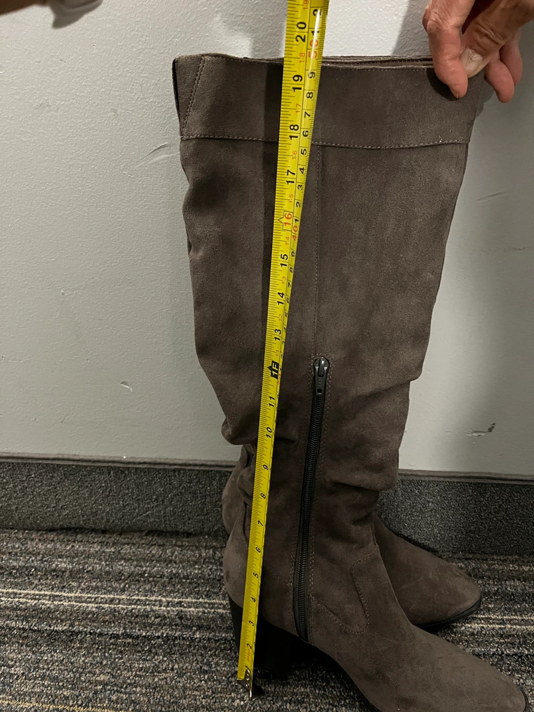 Time & Tru Women's Grey Suede Boots (Size 9) - photo 4