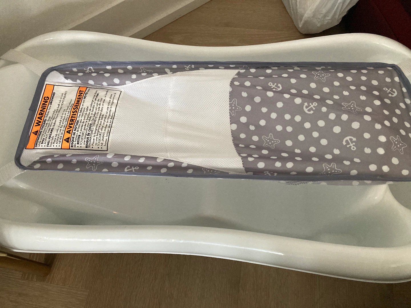 Bathtub The First Years (Newborn - Toddler)