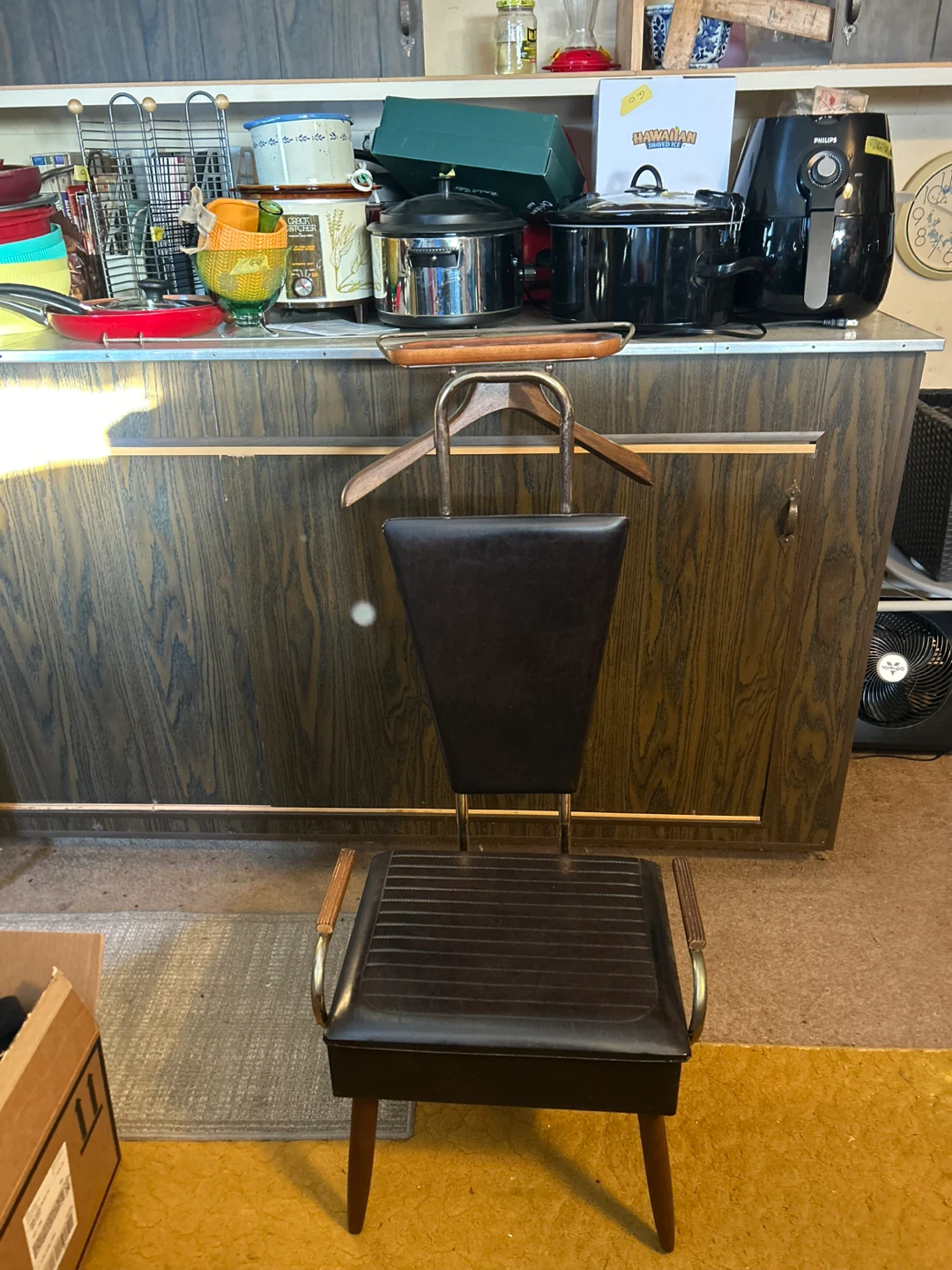 Vintage Valet Chair with Wood Tray and Hanger - photo 2