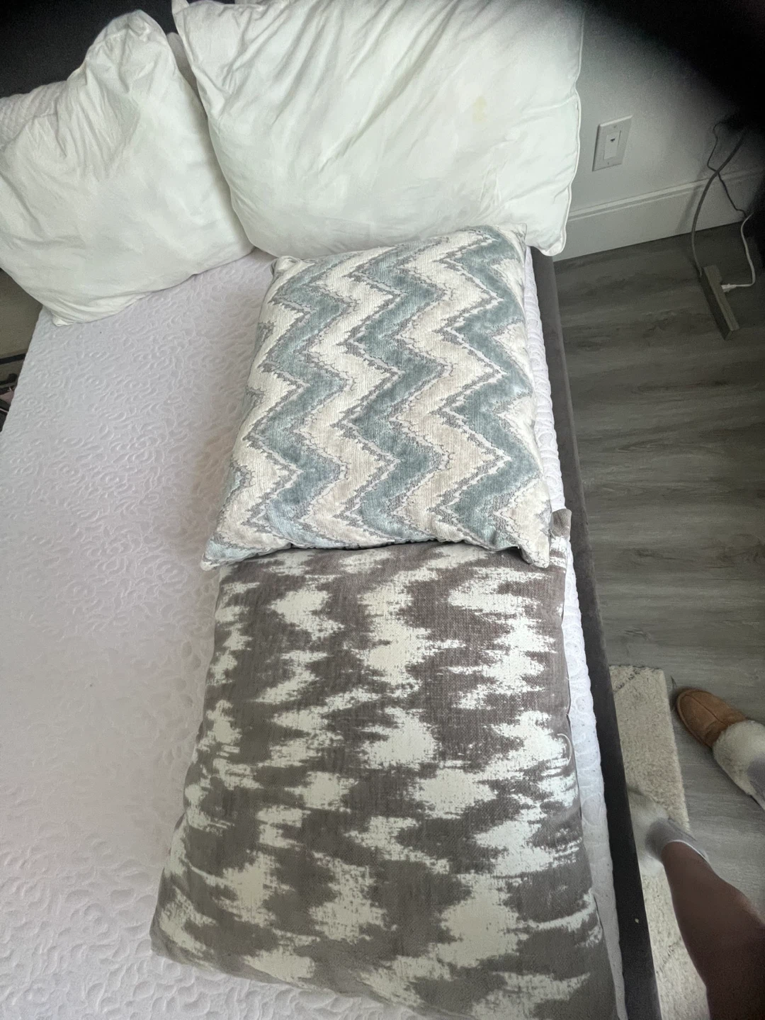 Decorative Throw Pillows - Set of 2 - photo 2
