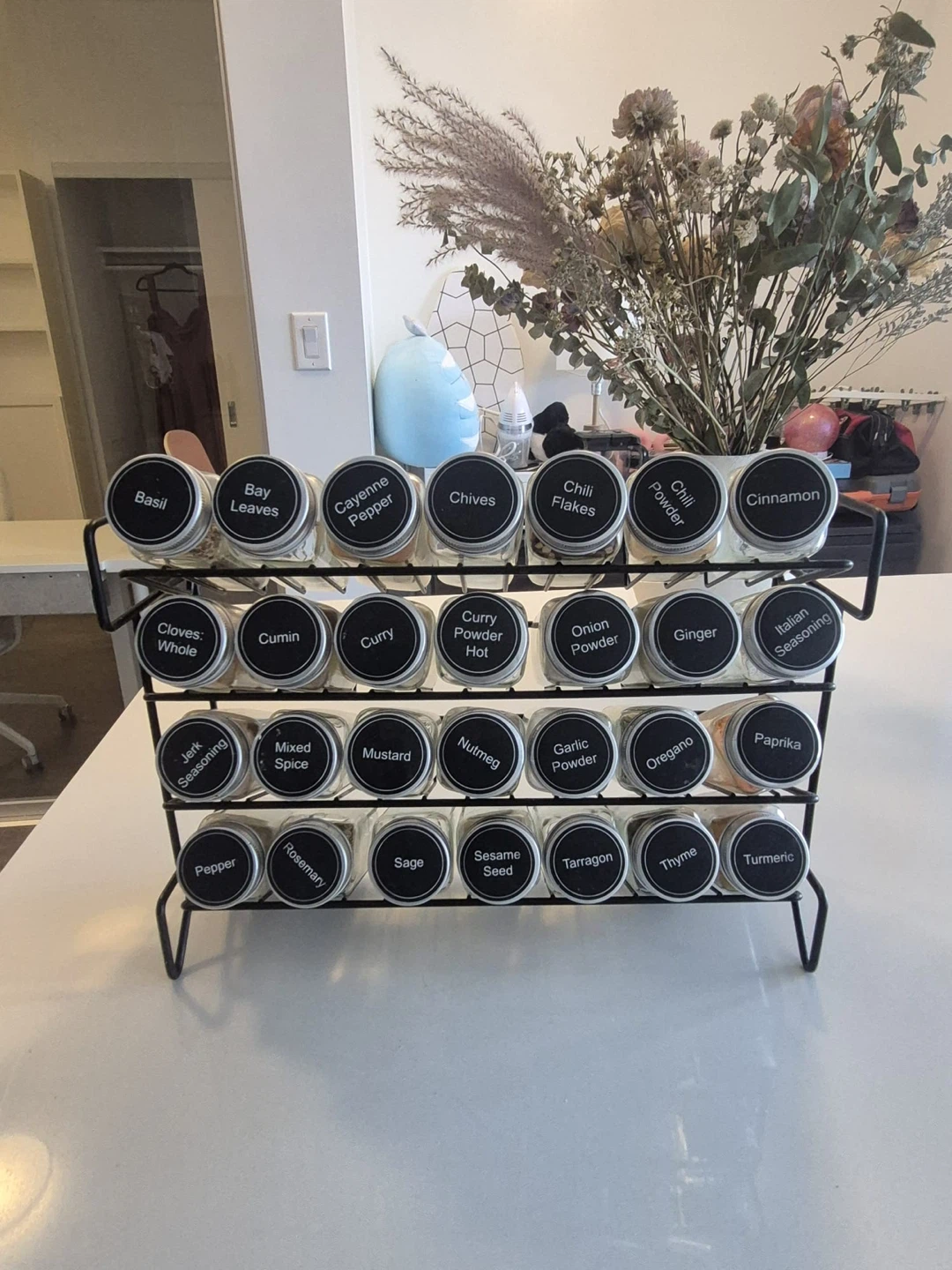 Spice Rack with 28 Jars of Spices