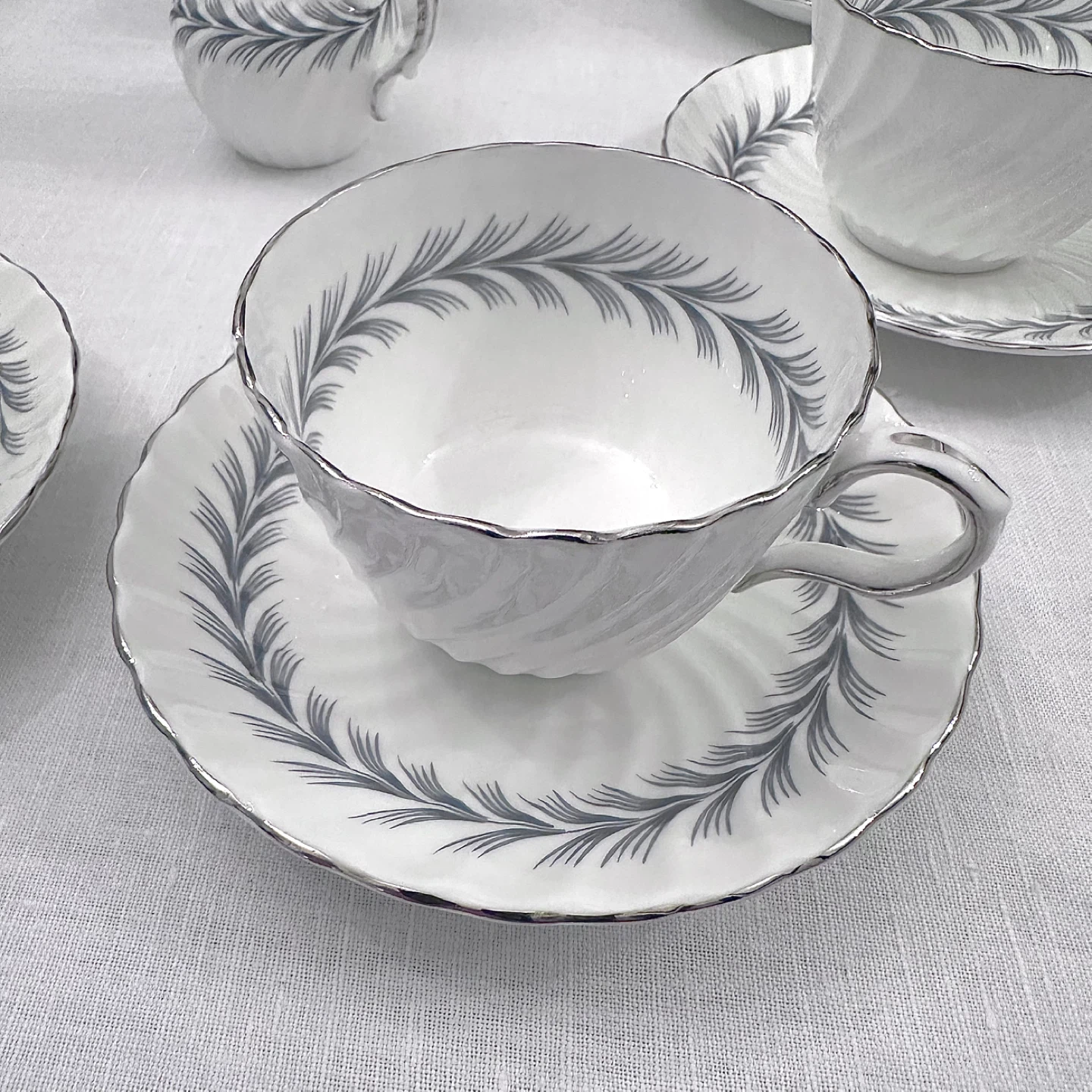 Aynsley Mayfair tea set for 8 - photo 2