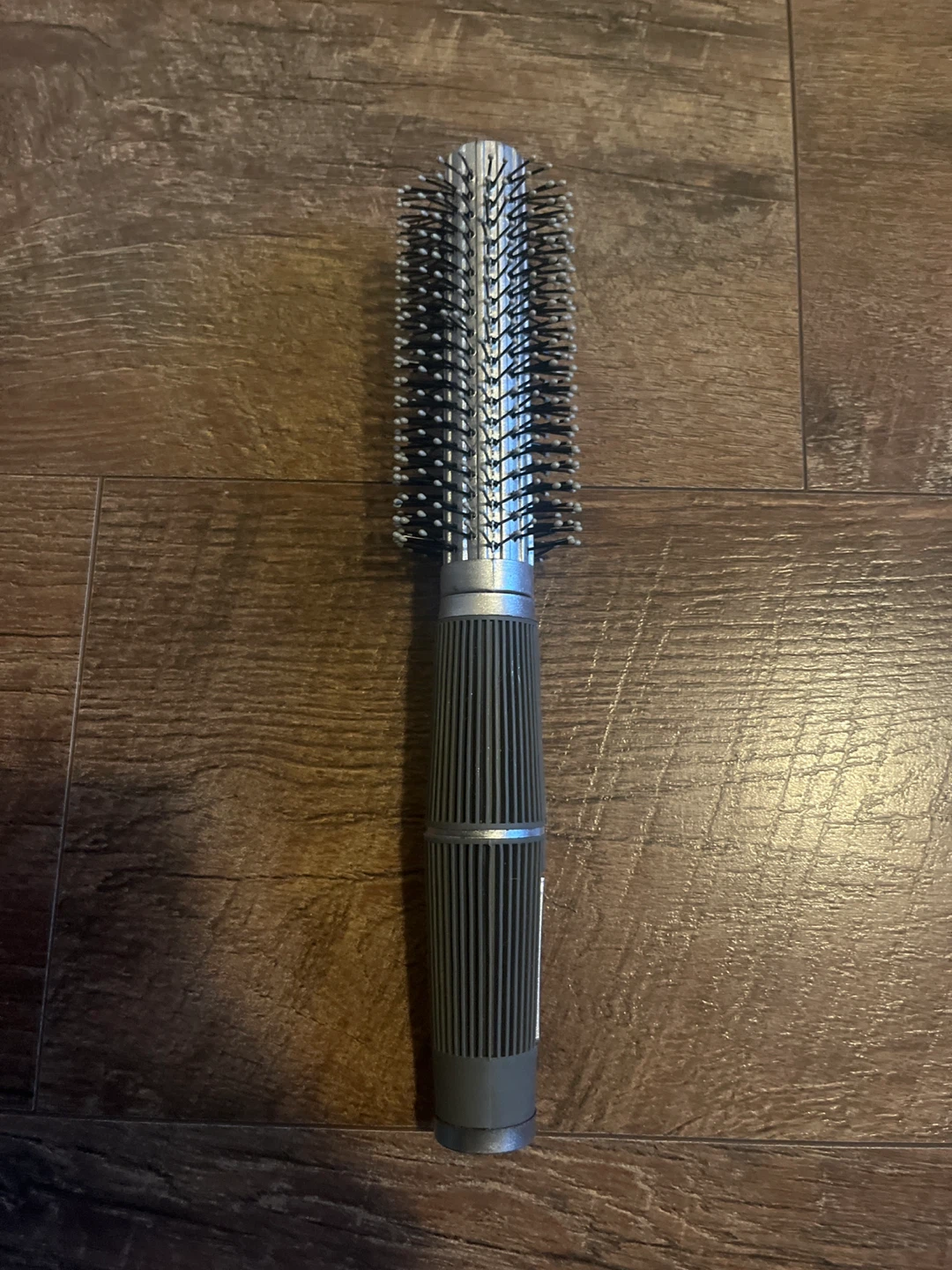 Round Hair Brush - photo 2