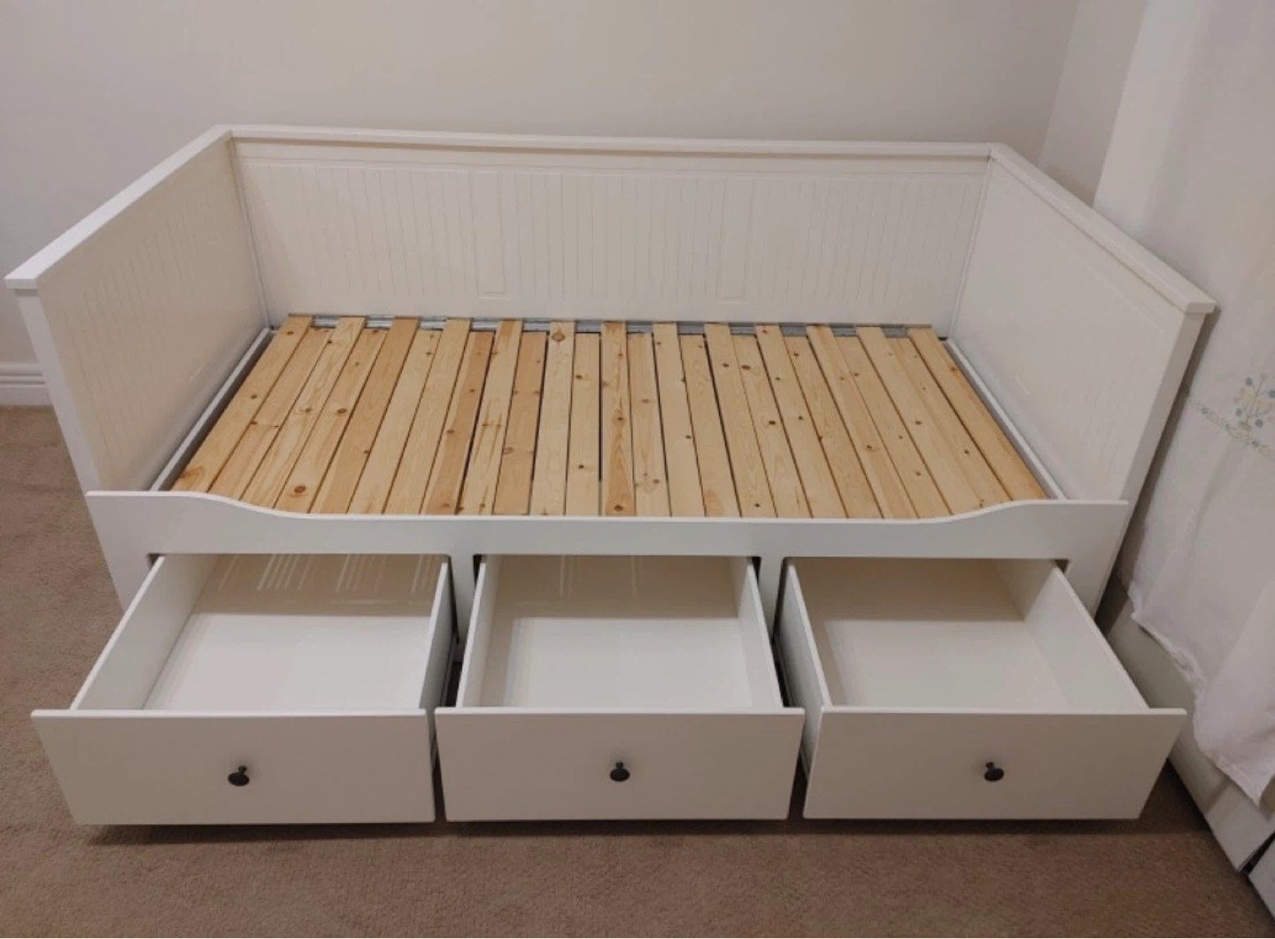 IKEA HEMNES day bed, twin pull out another twin - photo 3