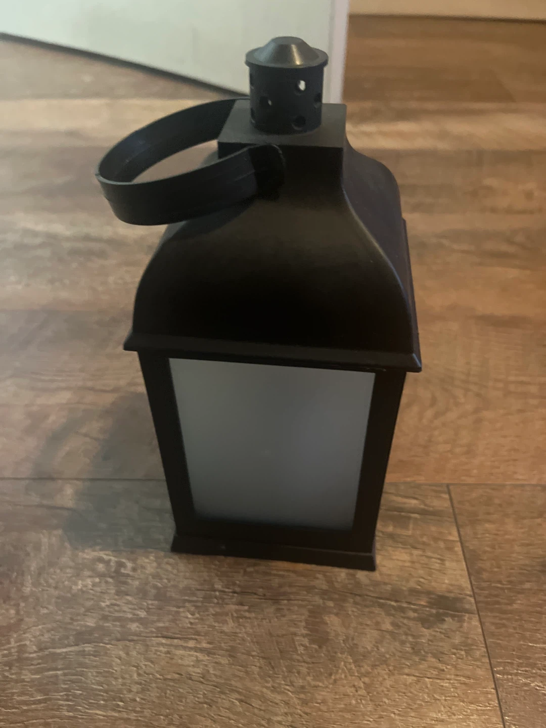 Black Lantern-Style Light Fixture