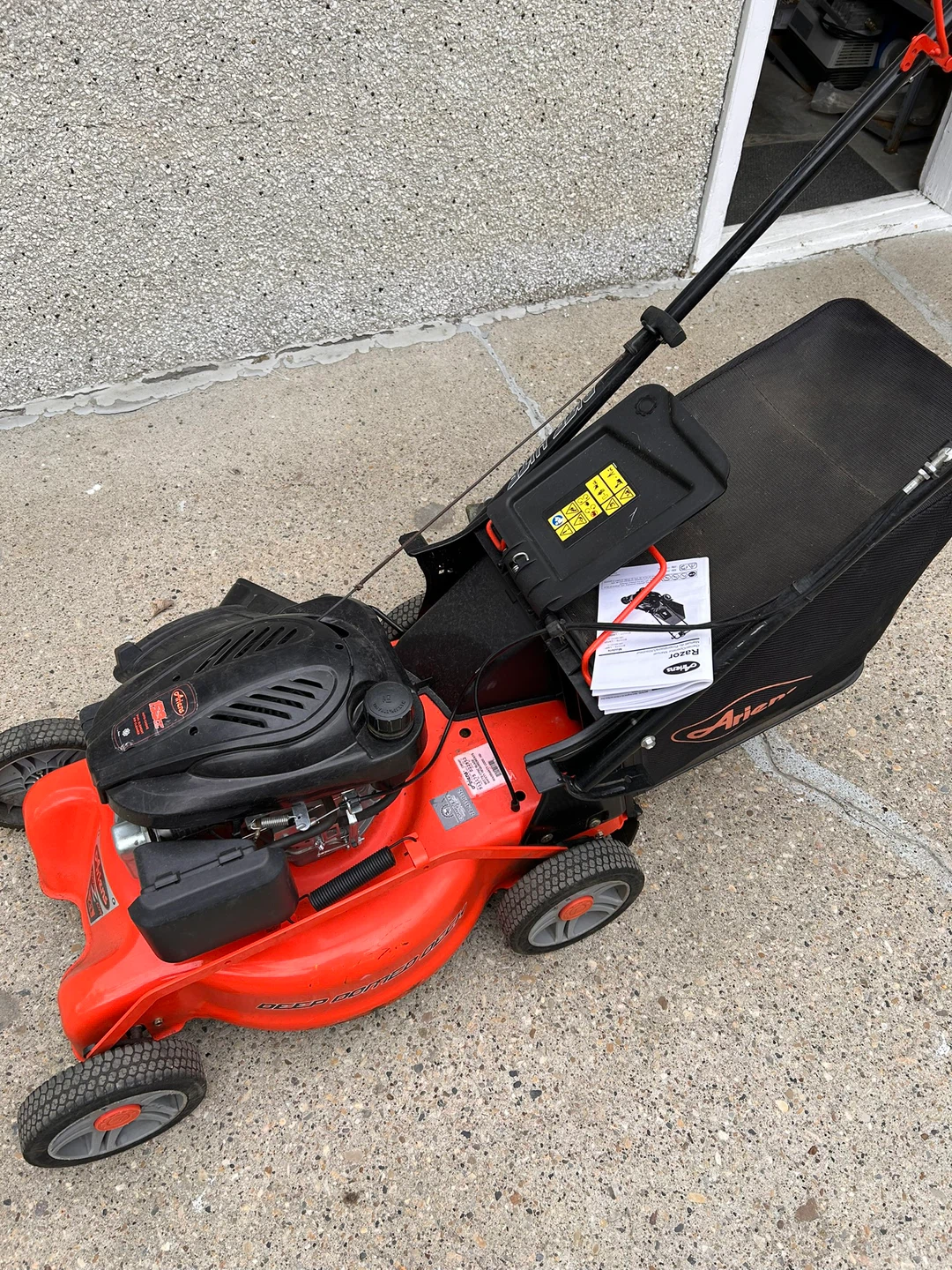 Ariens Razor 21 Lawnmower - photo 2