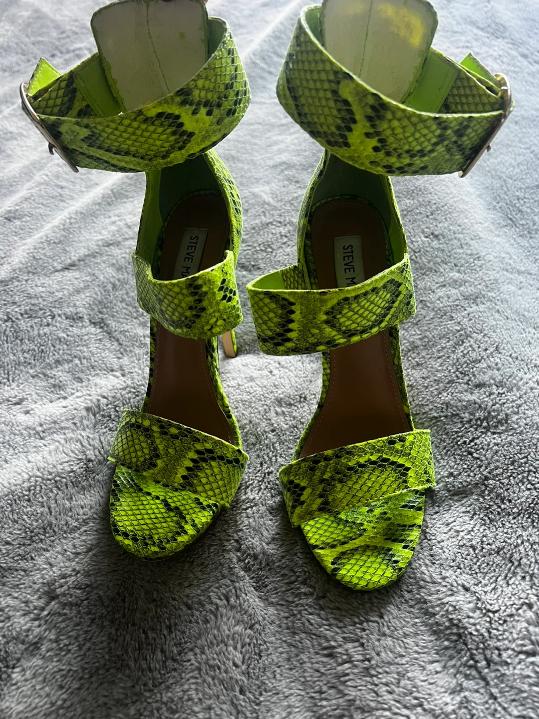 Steve Madden Neon Snake Print Heels - photo 3