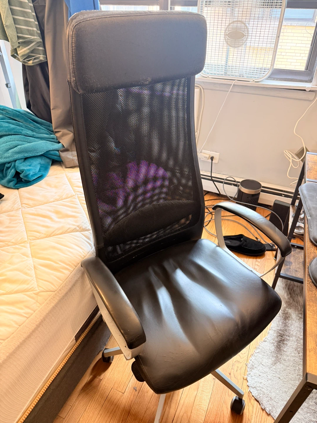 Ikea Markus Leather Office Chair - photo 4