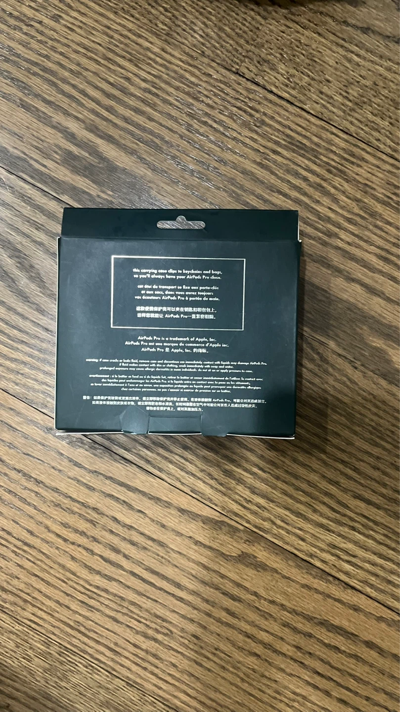 Kate Spade New York Liquid AirPods Pro Case - Glitter Clear - photo 2