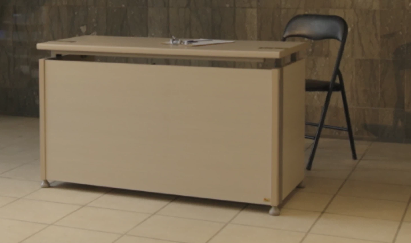 Korean-made study or office desk in excellent condition