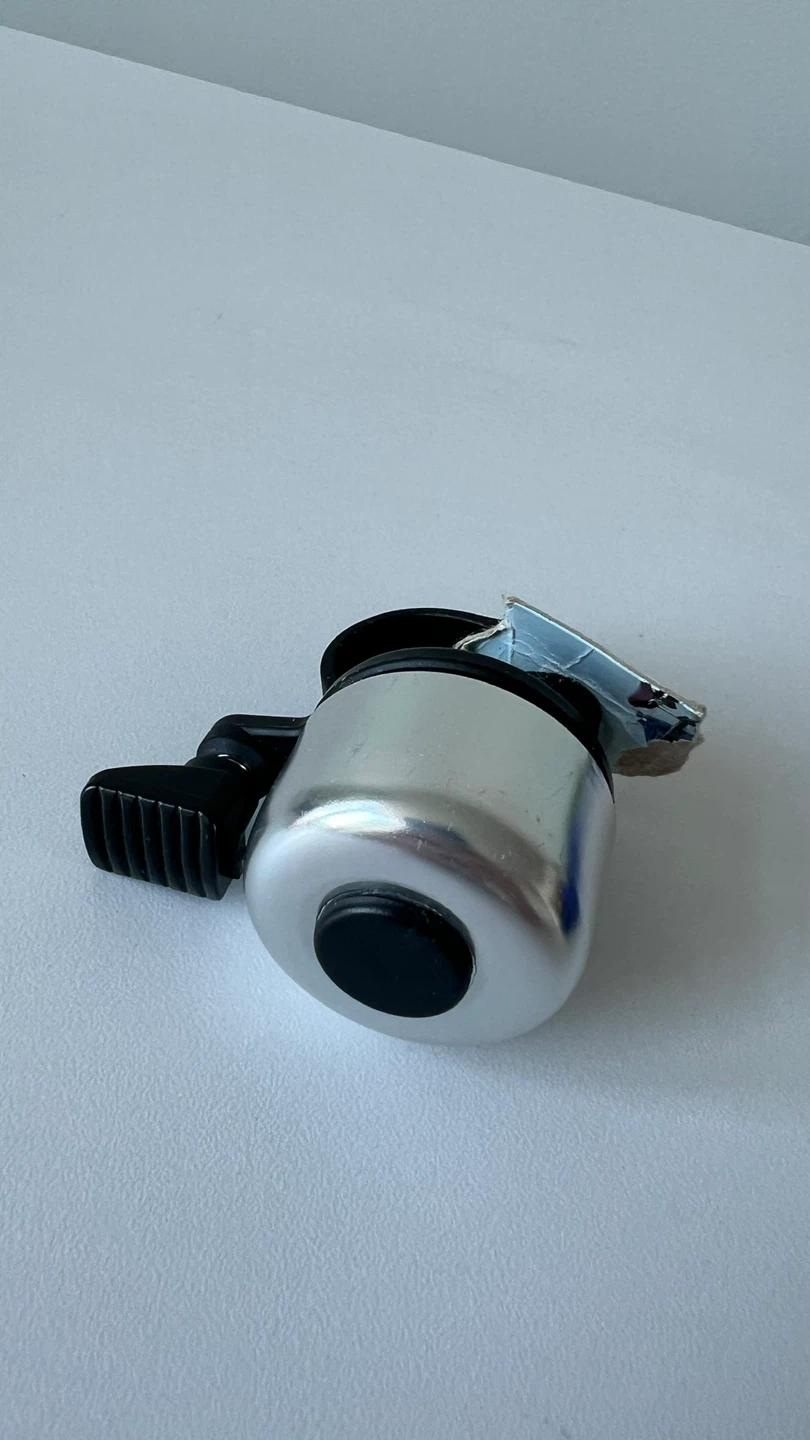 U-Lock, Phone Mount, Clip-on Light, and Bike Bell Set - photo 3