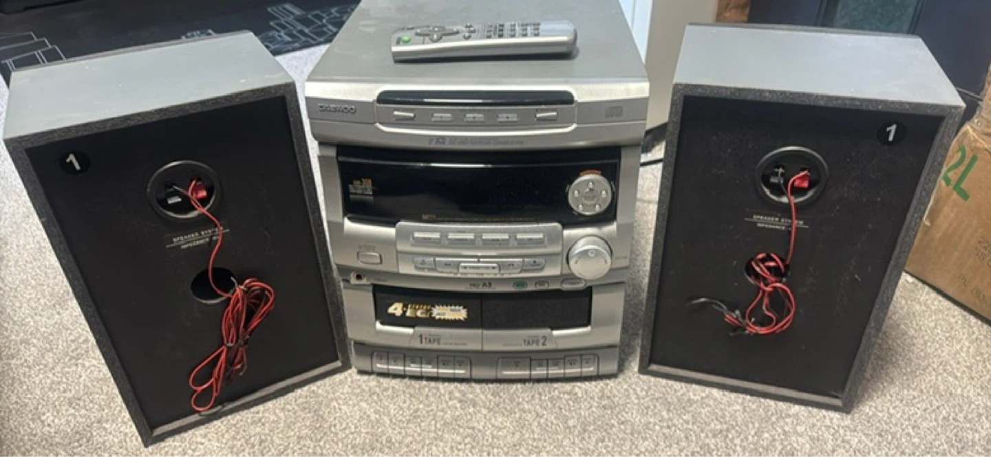 Daewoo AM-308 Stereo System with Dual Cassette and CD Player - photo 3