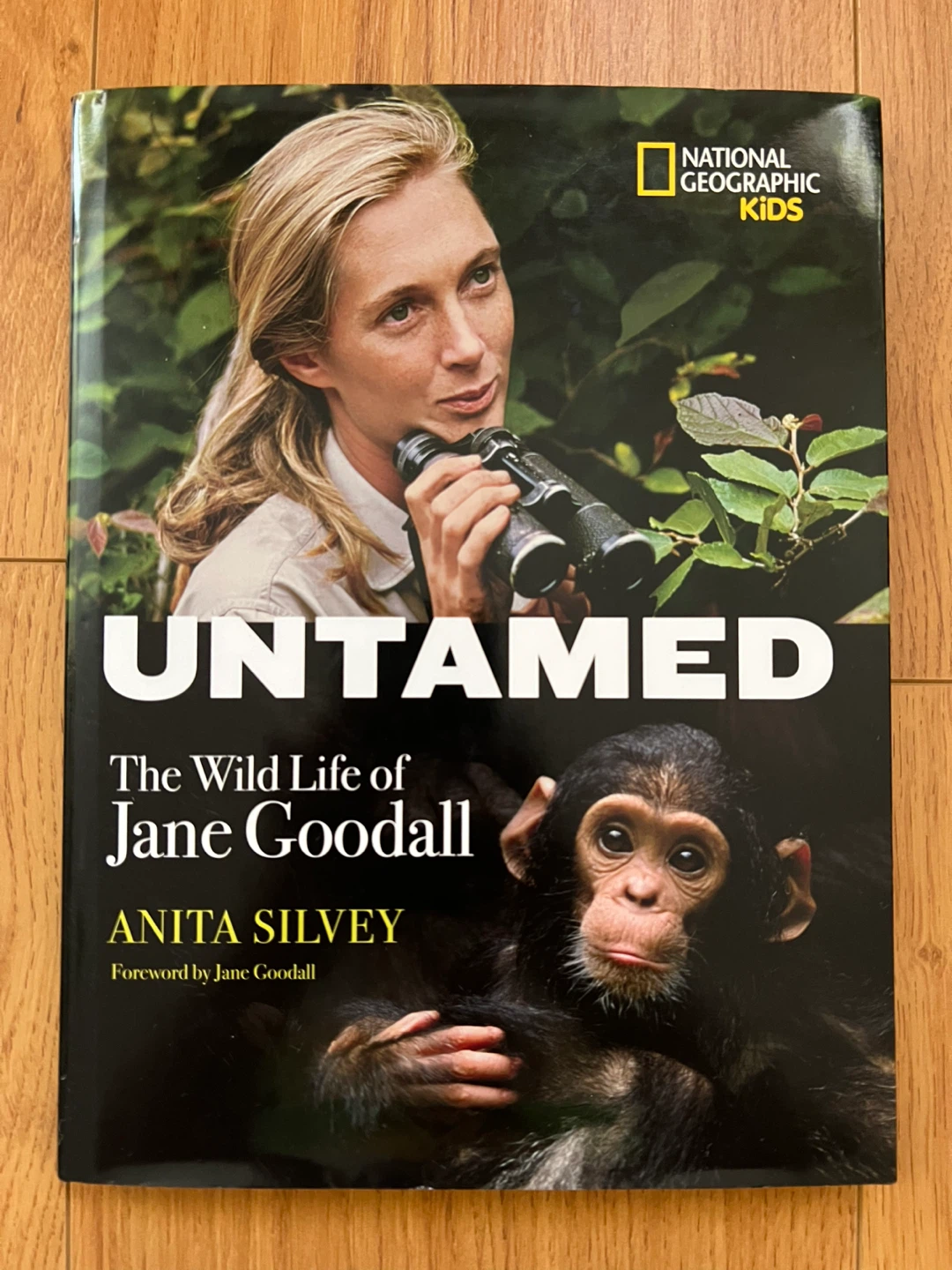 Jane Goodall Biography by National Geographic