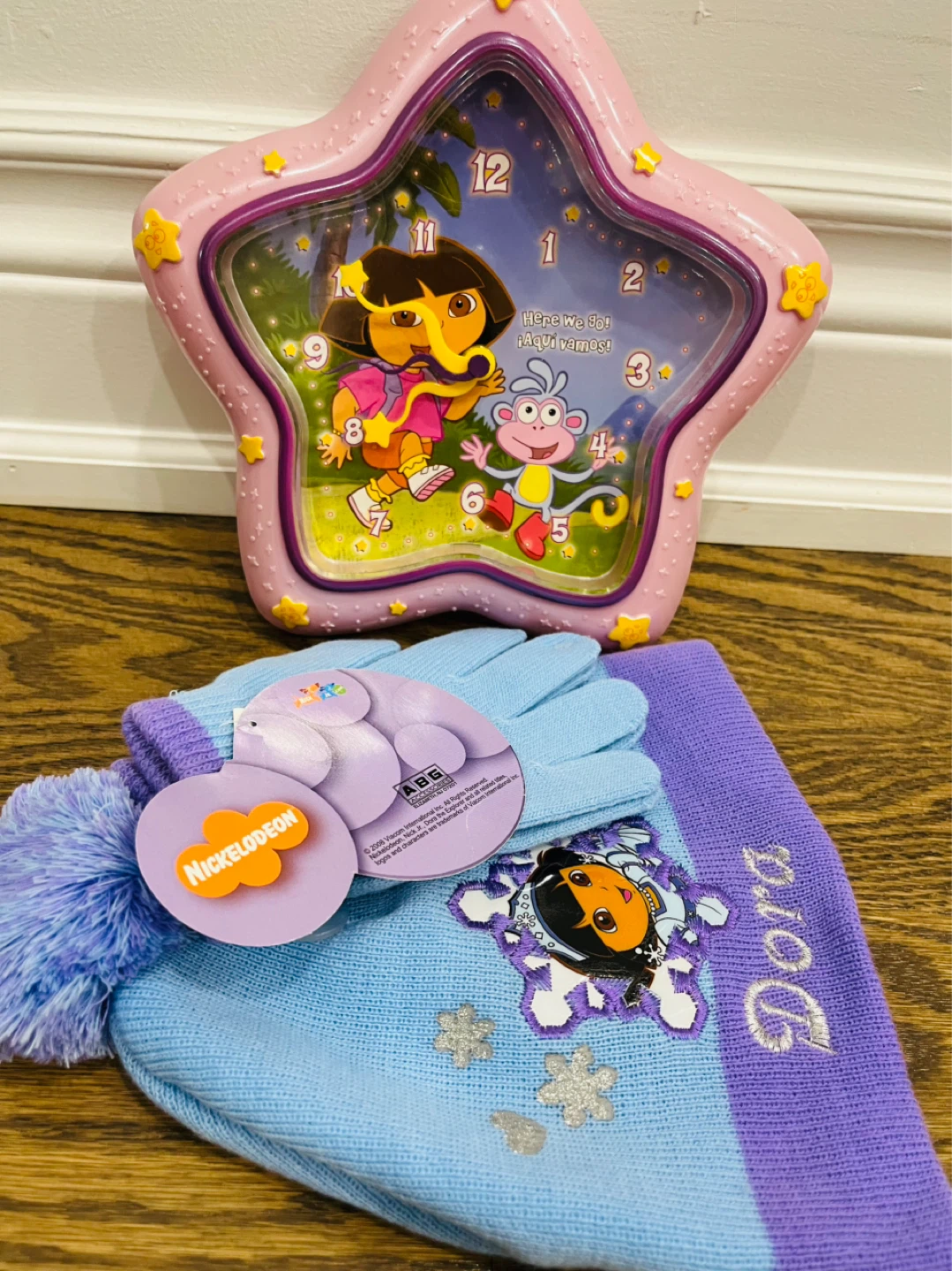 Dora the Explorer Star Clock and 2-Piece Set - photo 3