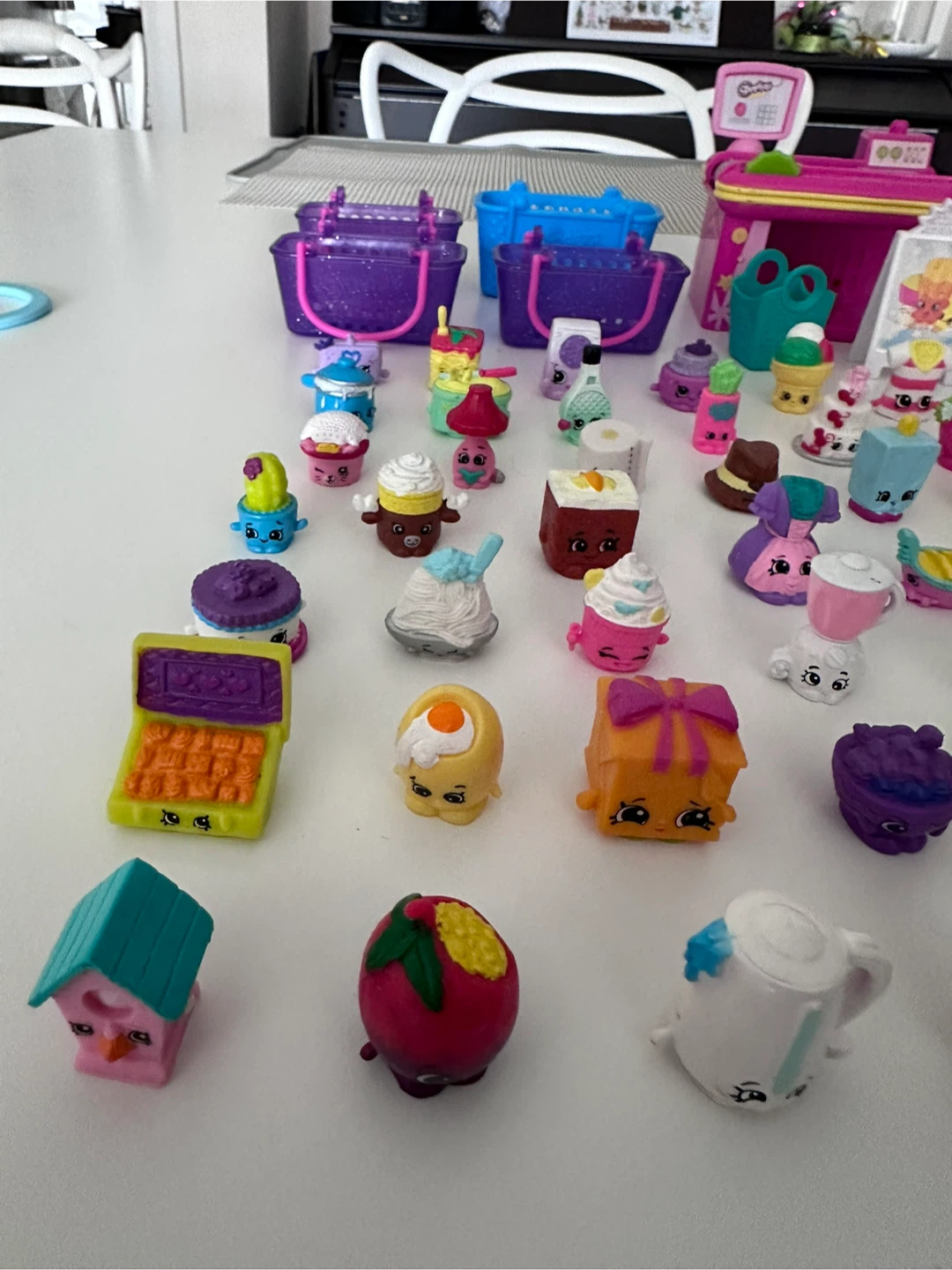 Shopkins Toy Collection with Playsets - photo 3