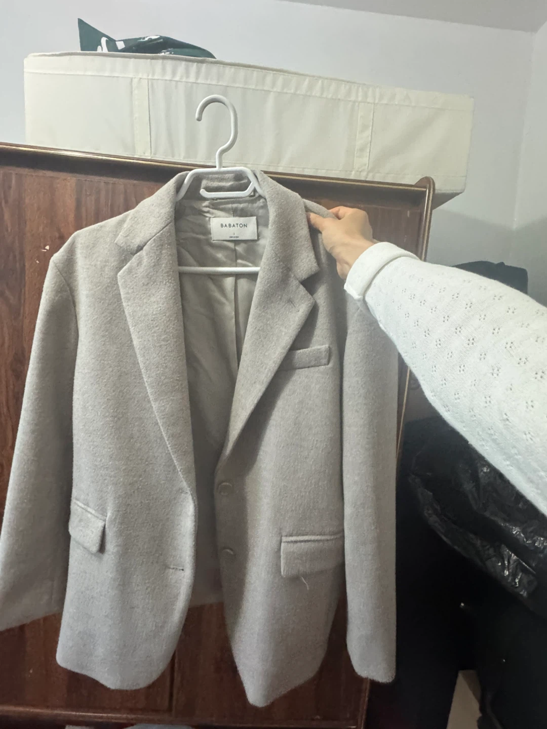 Babaton Aritzia Grey Blazer