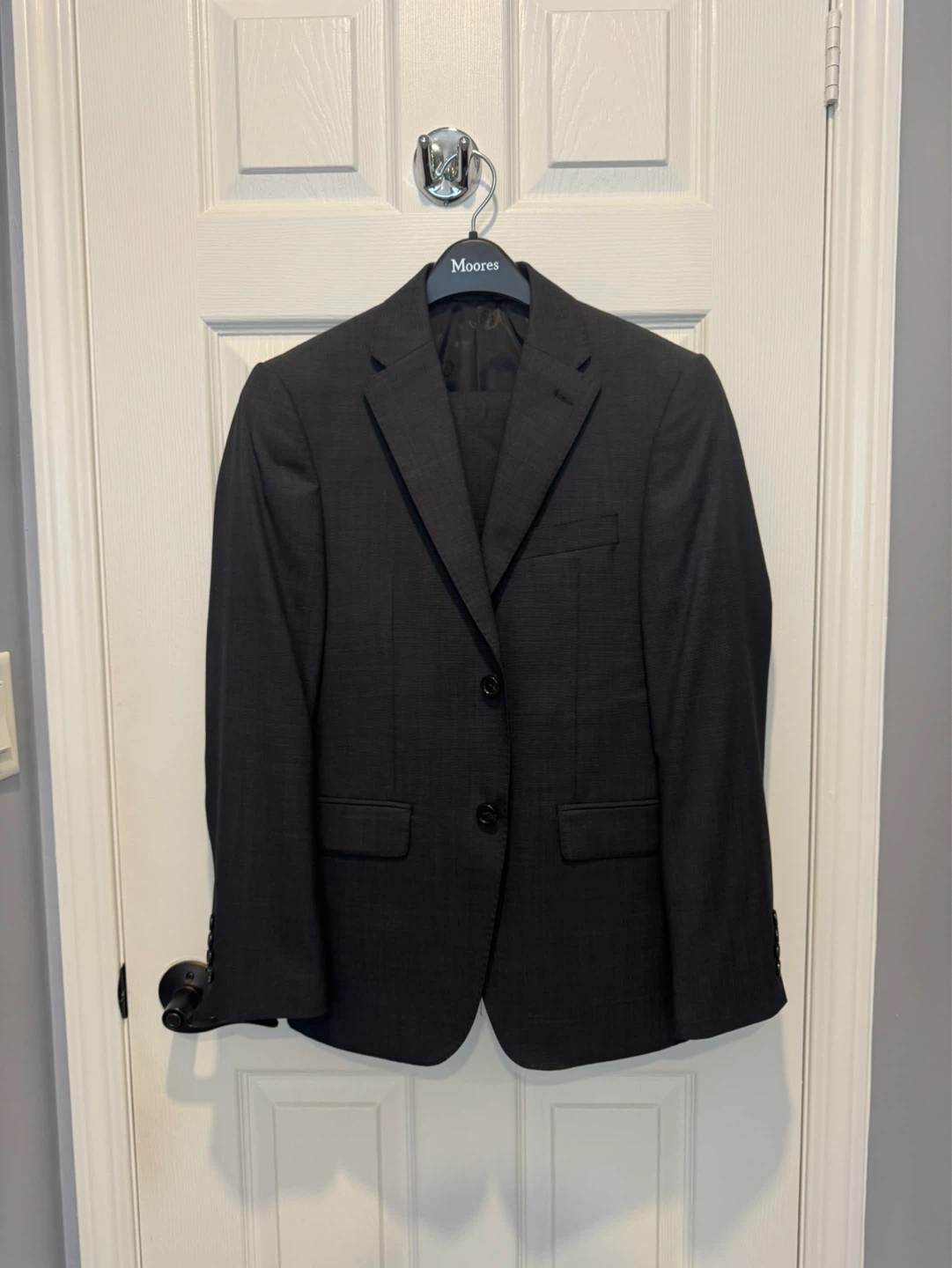 Lauren Charcoal Grey Suit - Men's Size 34S
