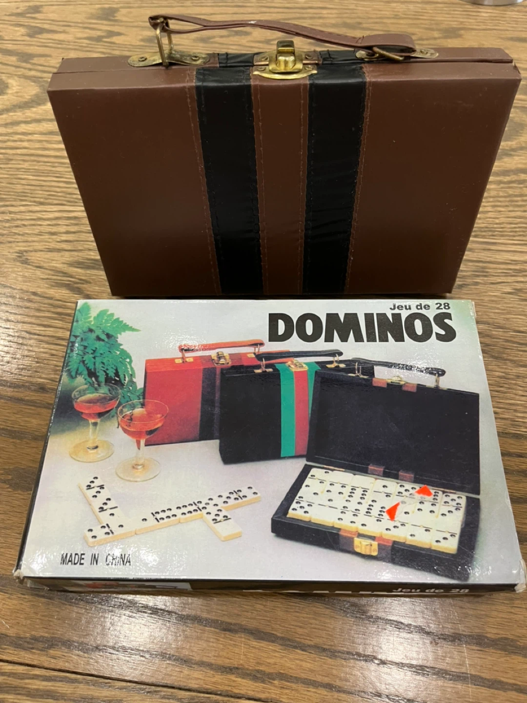 Dominoes Game Set with Case - photo 2