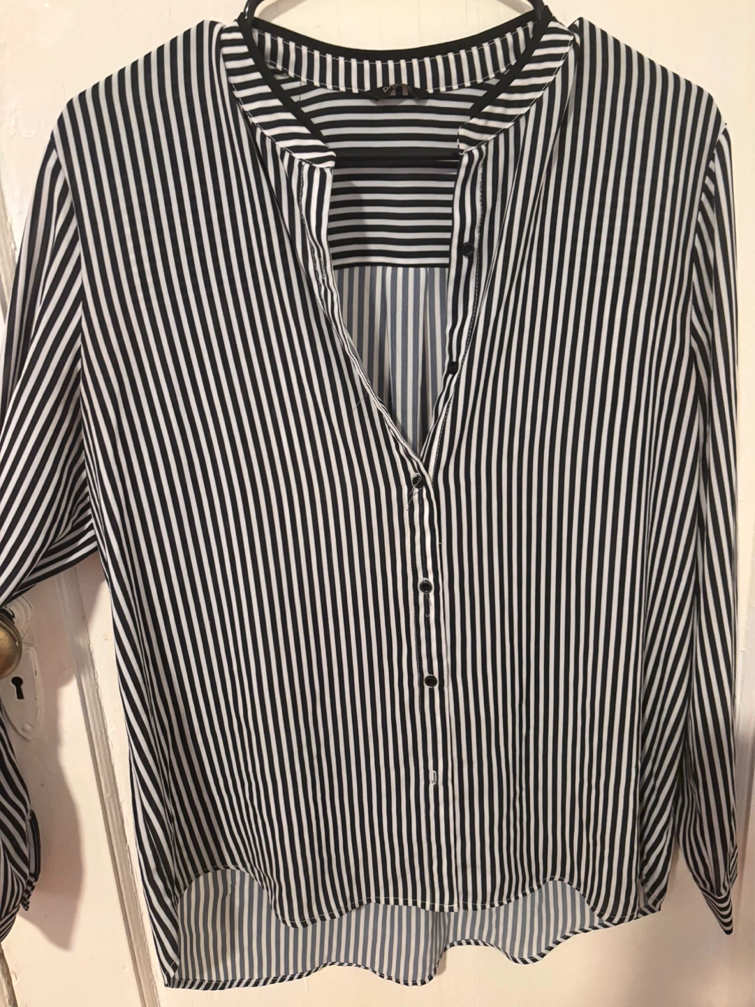 Davida Korea Striped Button-Up Blouse