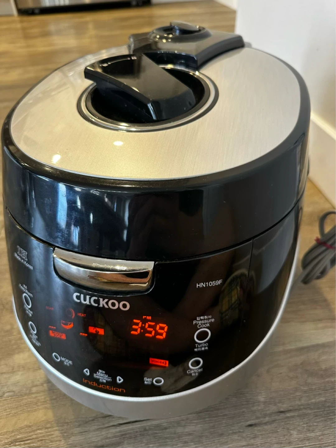 Cuckoo HN1059F Induction Rice Cooker 10 cup