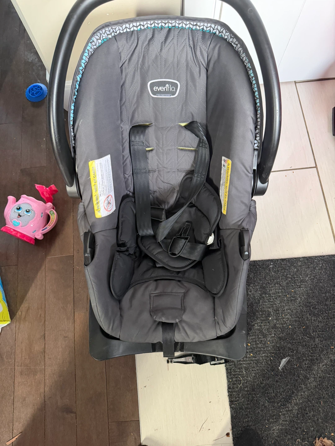 Evenflo Baby Car Seat - photo 2